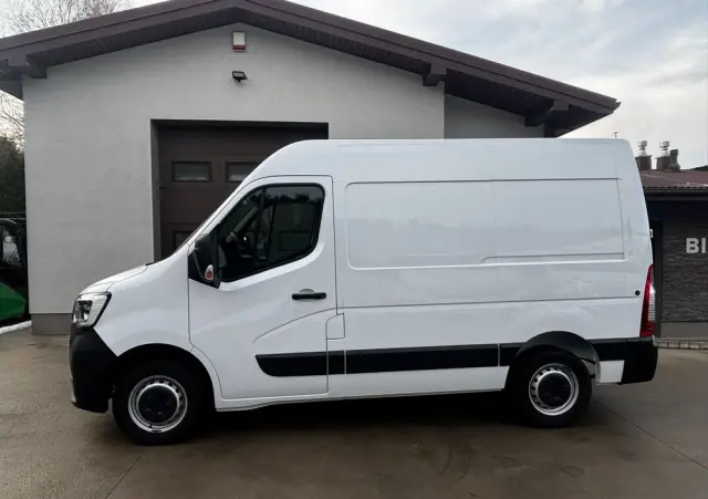 RENAULT Master Blaszak 