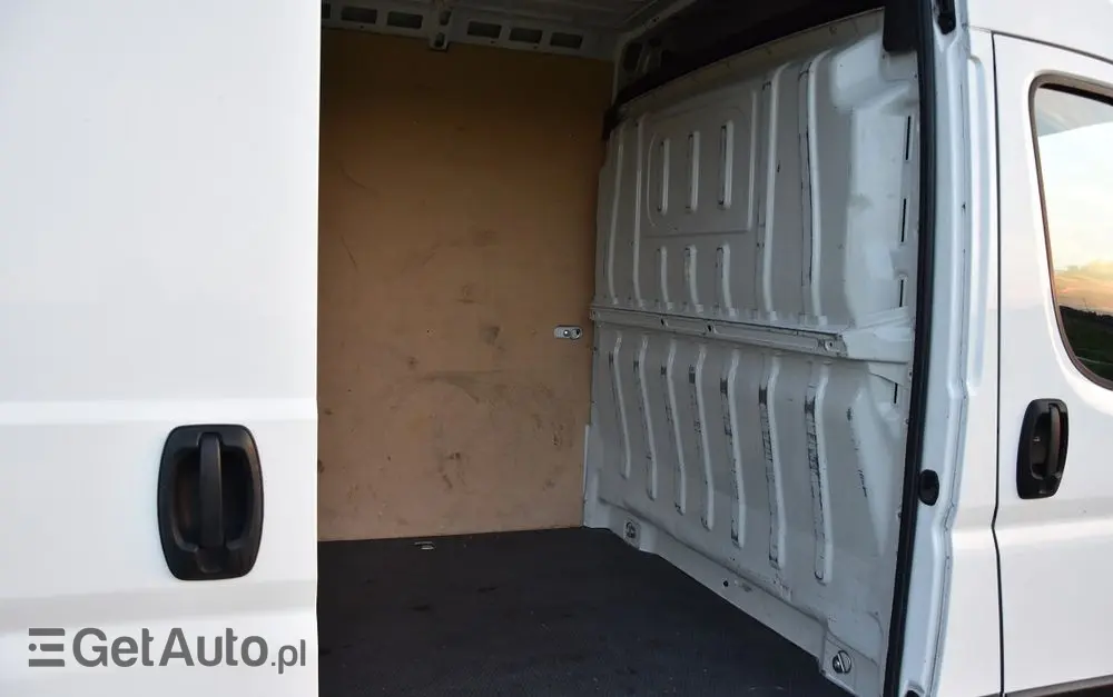 PEUGEOT BOXER 140 2.2 BLUEHDI L4H2 