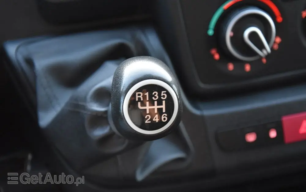 PEUGEOT BOXER 140 2.2 BLUEHDI L4H2 