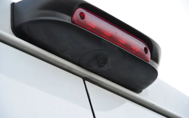 PEUGEOT BOXER 140 2.2 BLUEHDI L4H2 