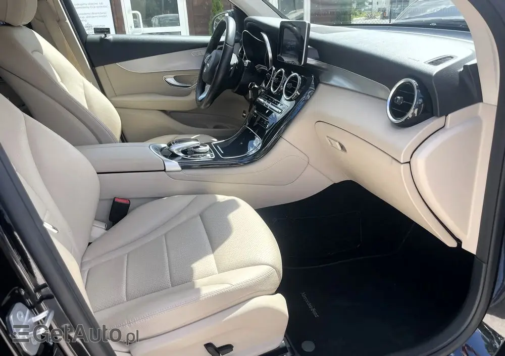MERCEDES-BENZ GLC 250 4-Matic