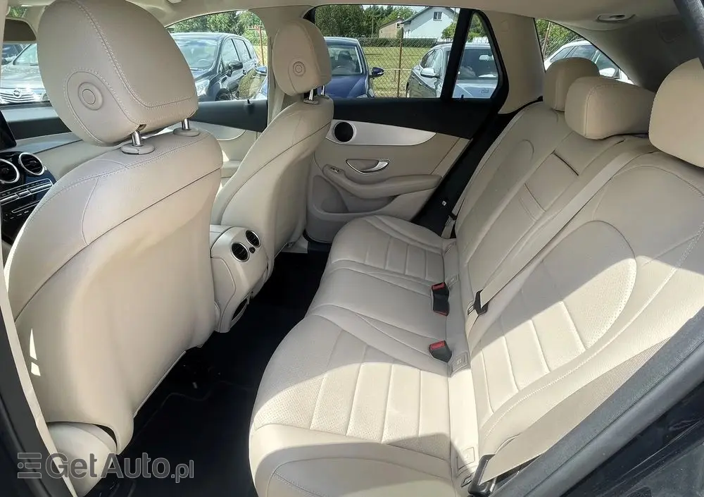 MERCEDES-BENZ GLC 250 4-Matic