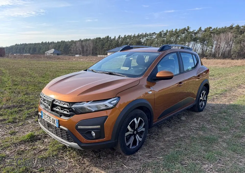 DACIA Sandero Stepway TCe 100 Celebration