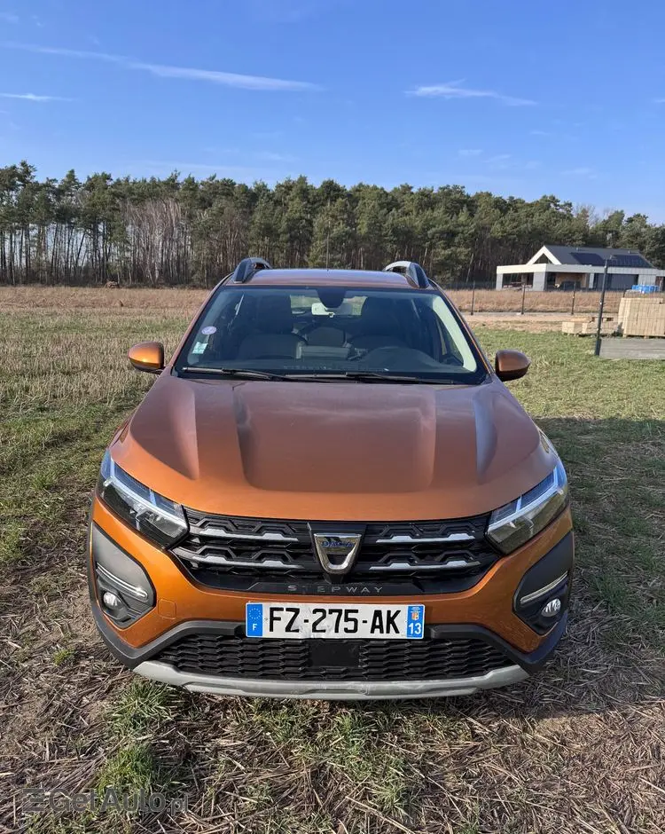 DACIA Sandero Stepway TCe 100 Celebration