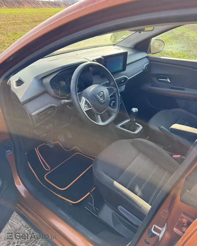 DACIA Sandero Stepway TCe 100 Celebration