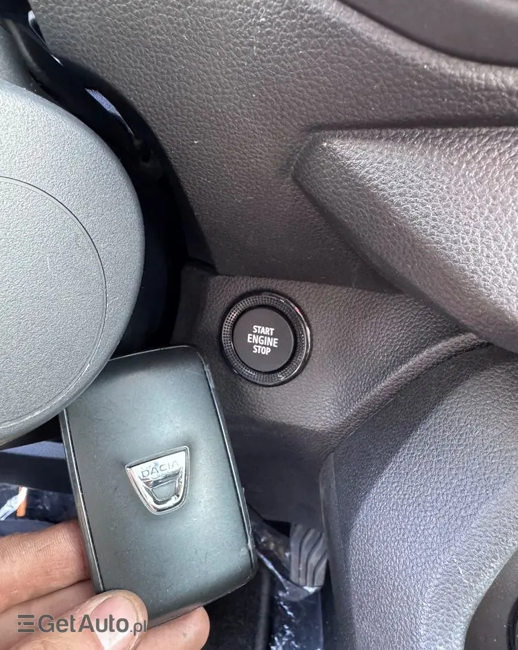 DACIA Sandero Stepway TCe 100 Celebration