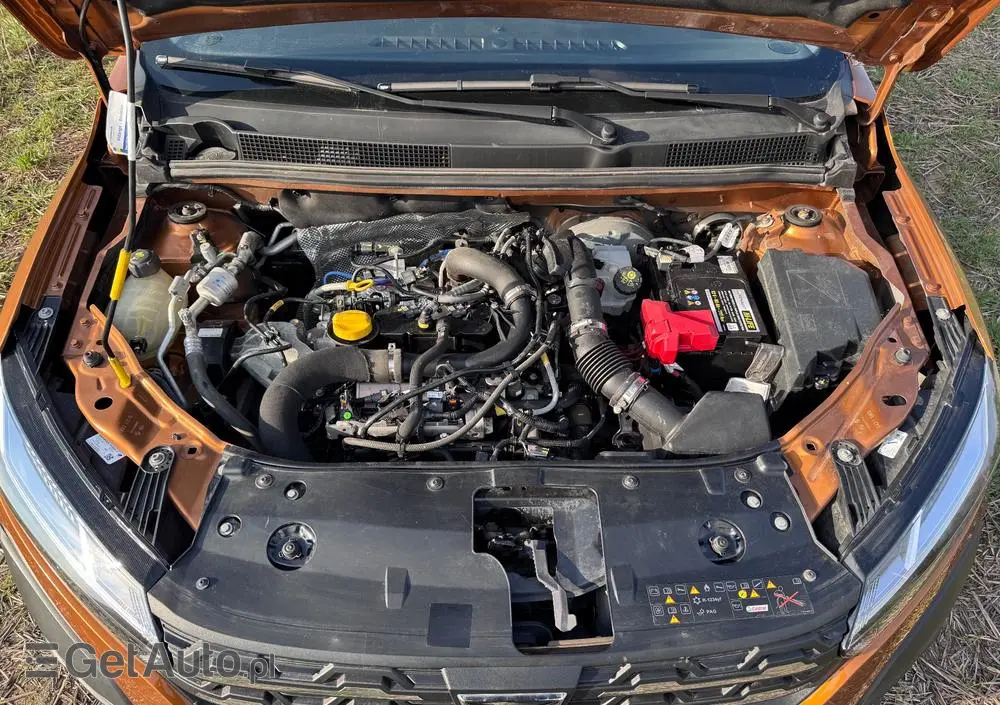 DACIA Sandero Stepway TCe 100 Celebration