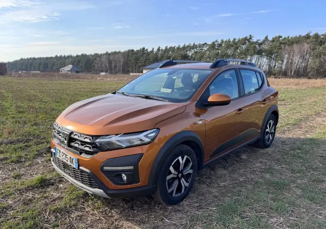 DACIA Sandero Stepway TCe 100 Celebration
