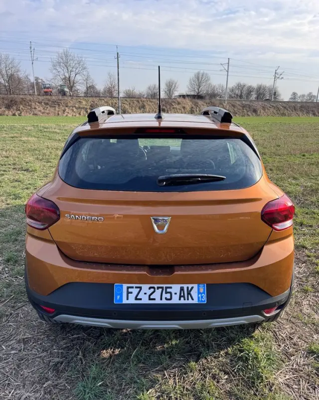 DACIA Sandero Stepway TCe 100 Celebration