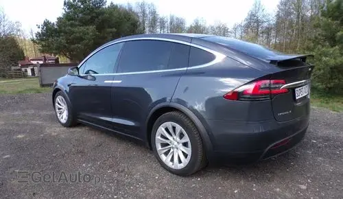 TESLA X 