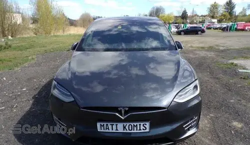 TESLA X 