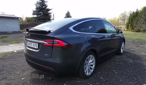 TESLA X 