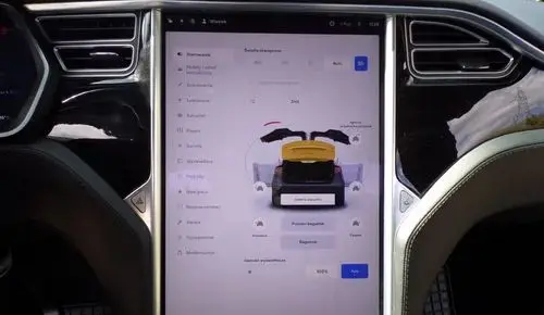 TESLA X 