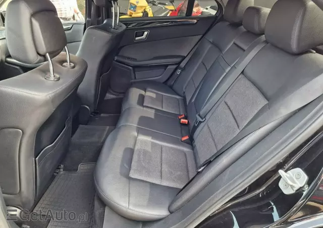 MERCEDES-BENZ Klasa E 220 BlueTEC 7G-TRONIC Avantgarde