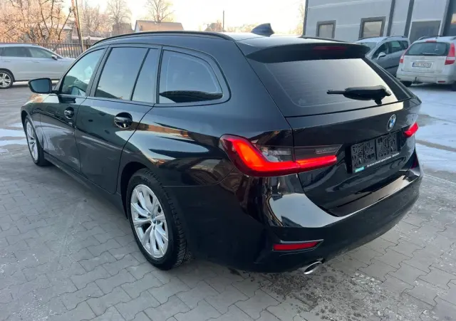 BMW Seria 3 320d xDrive Edition M Sport Shadow