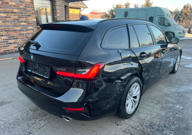 BMW Seria 3 320d xDrive Edition M Sport Shadow