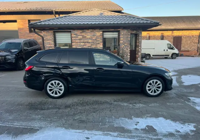 BMW Seria 3 320d xDrive Edition M Sport Shadow