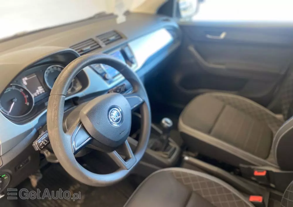 SKODA Fabia 1.0 TSI Ambition Plus