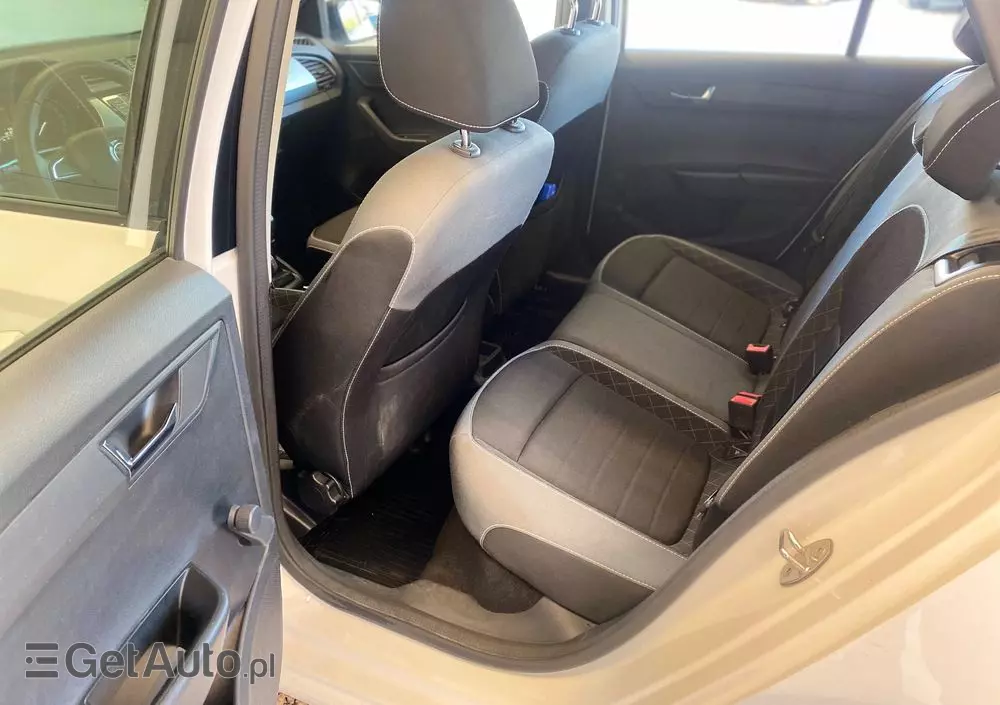 SKODA Fabia 1.0 TSI Ambition Plus