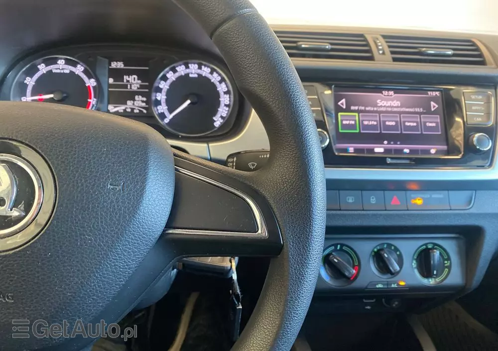 SKODA Fabia 1.0 TSI Ambition Plus