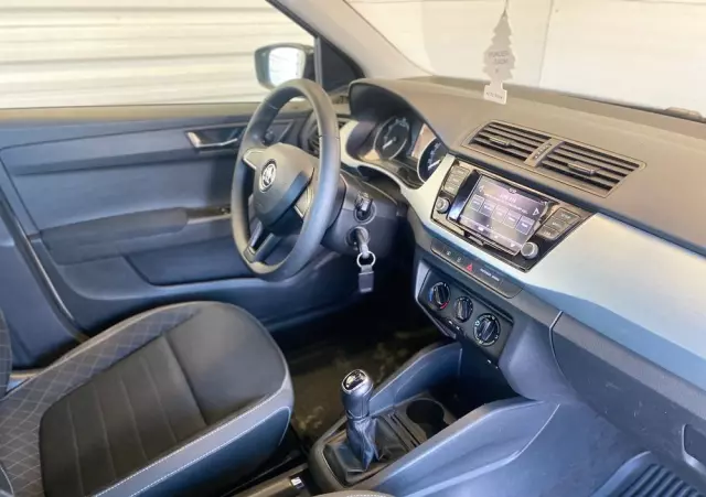 SKODA Fabia 1.0 TSI Ambition Plus