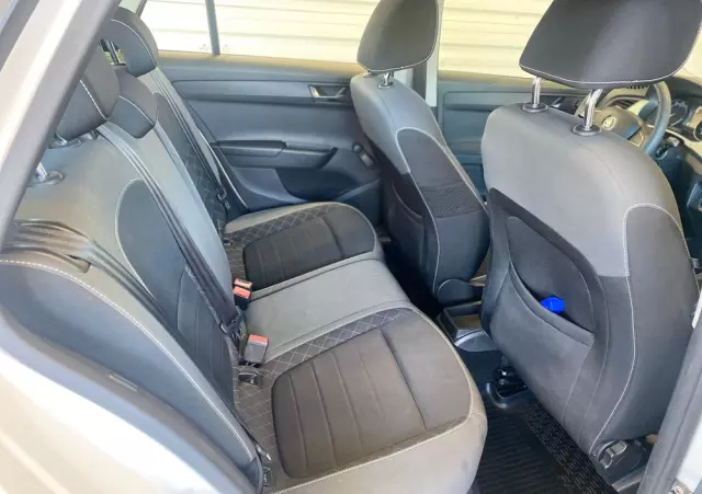 SKODA Fabia 1.0 TSI Ambition Plus