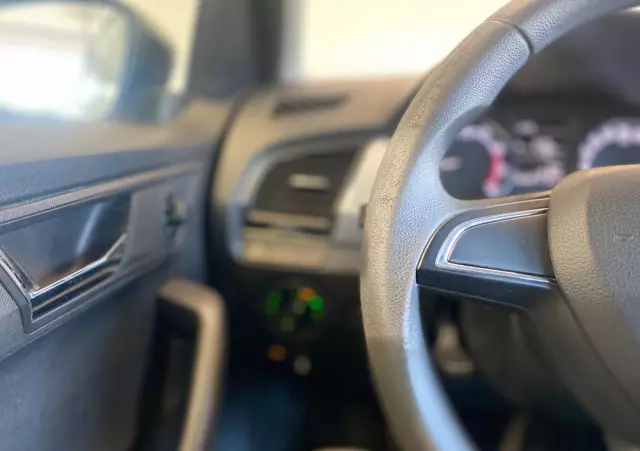 SKODA Fabia 1.0 TSI Ambition Plus