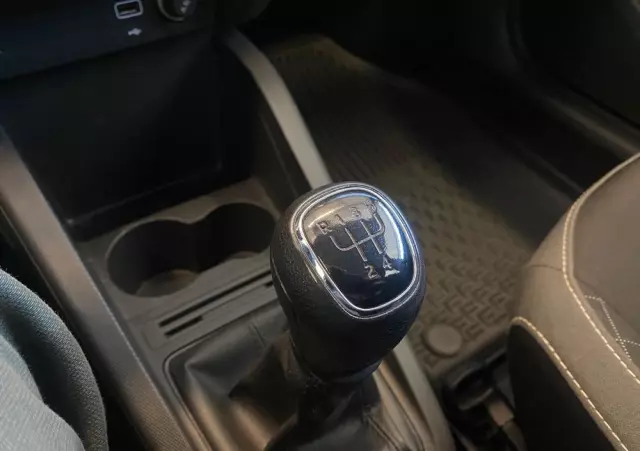 SKODA Fabia 1.0 TSI Ambition Plus