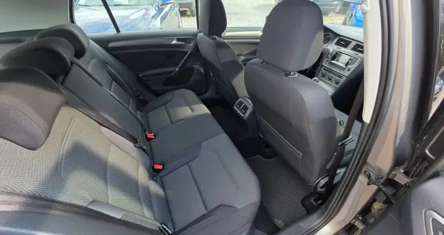 VOLKSWAGEN Golf 1.2 TSI Comfortline