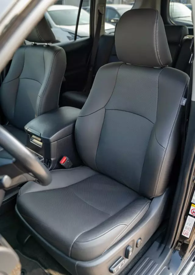 TOYOTA Land Cruiser LC 2.8 D-4D Premium