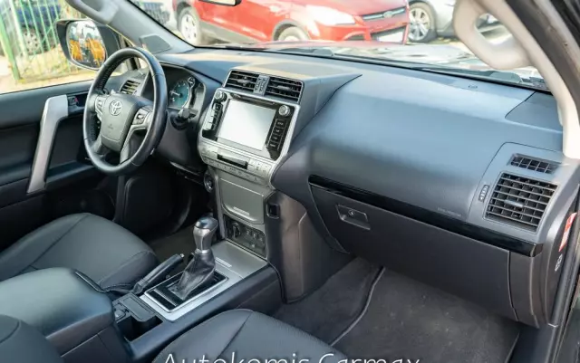 TOYOTA Land Cruiser LC 2.8 D-4D Premium