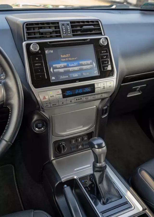 TOYOTA Land Cruiser LC 2.8 D-4D Premium