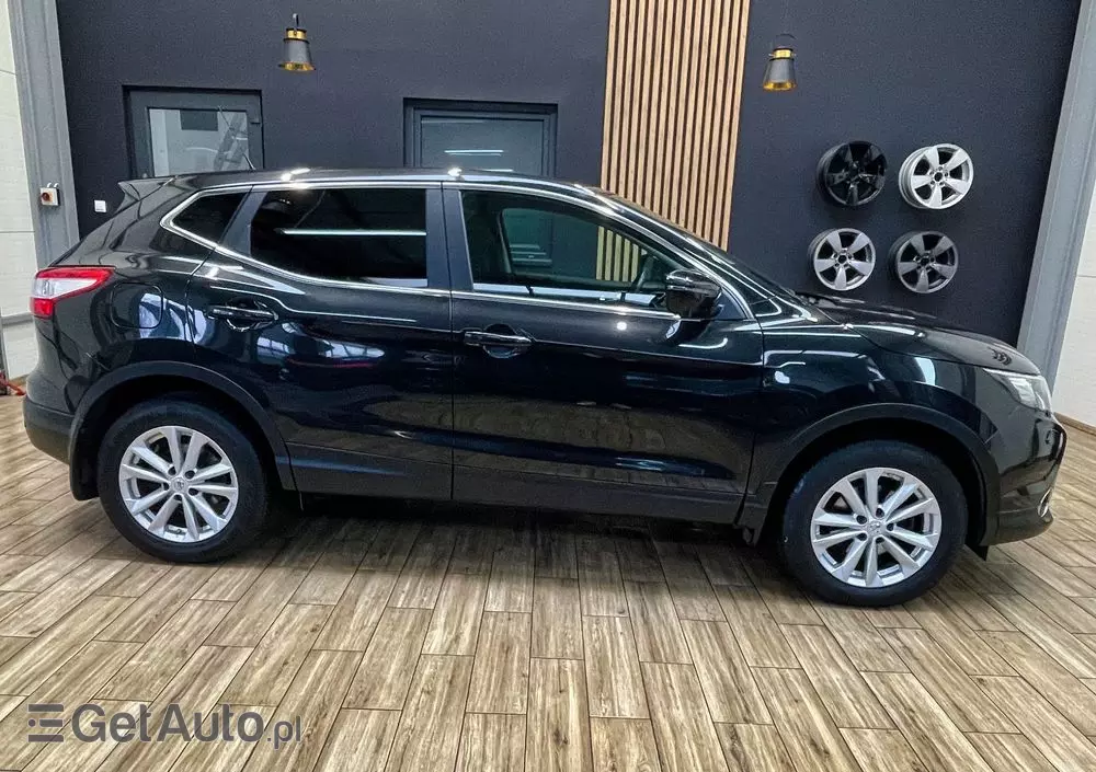 NISSAN Qashqai 1.6 DIG-T N-Connecta