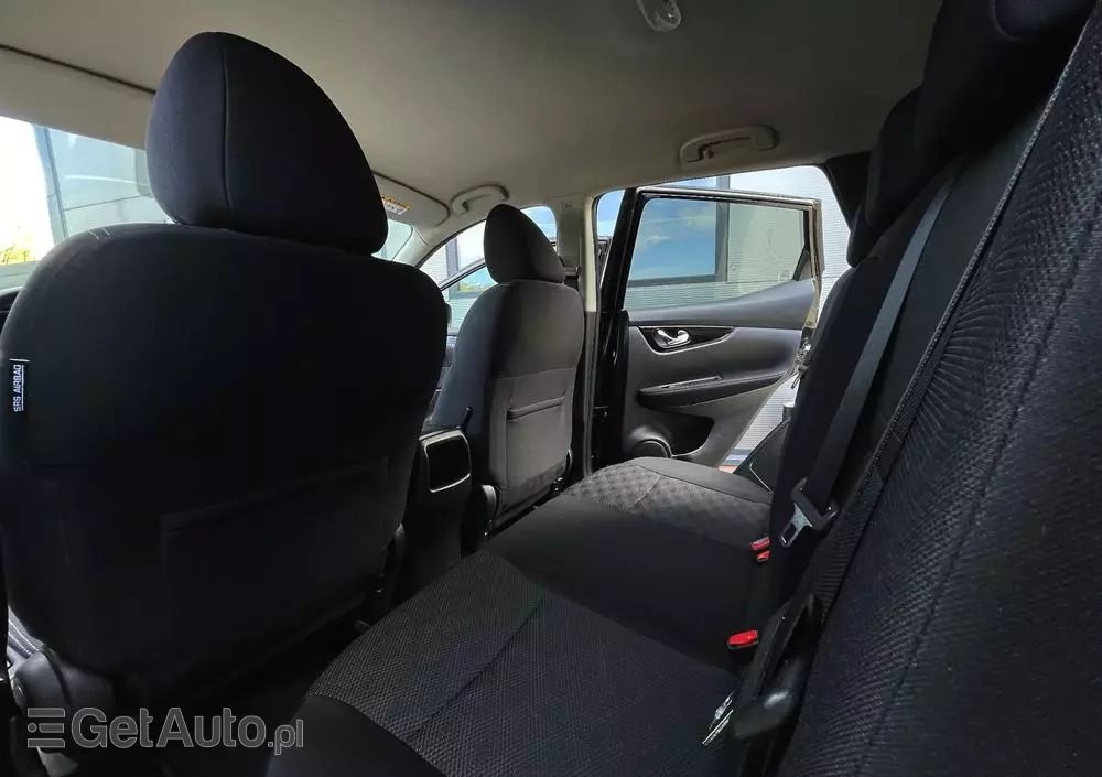 NISSAN Qashqai 1.6 DIG-T N-Connecta