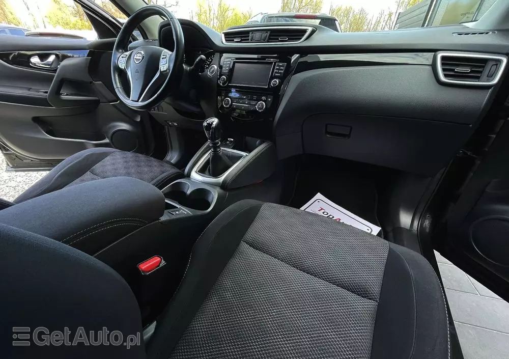NISSAN Qashqai 1.6 DIG-T N-Connecta