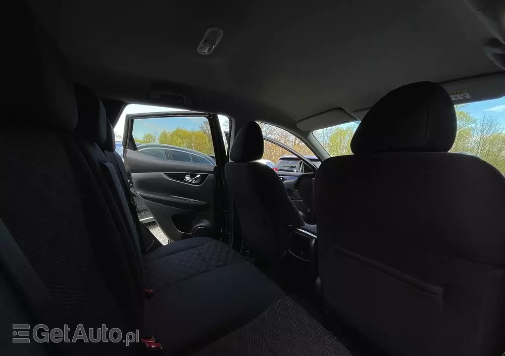 NISSAN Qashqai 1.6 DIG-T N-Connecta