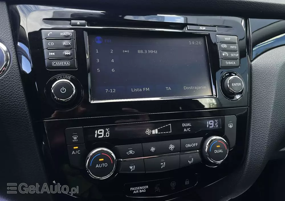 NISSAN Qashqai 1.6 DIG-T N-Connecta