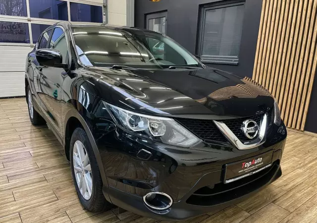 NISSAN Qashqai 1.6 DIG-T N-Connecta
