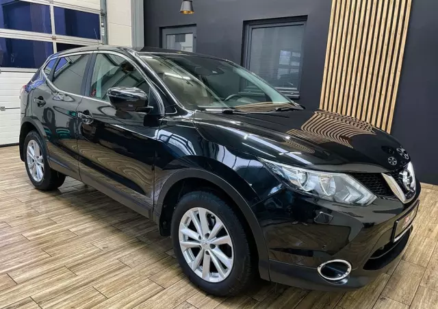 NISSAN Qashqai 1.6 DIG-T N-Connecta