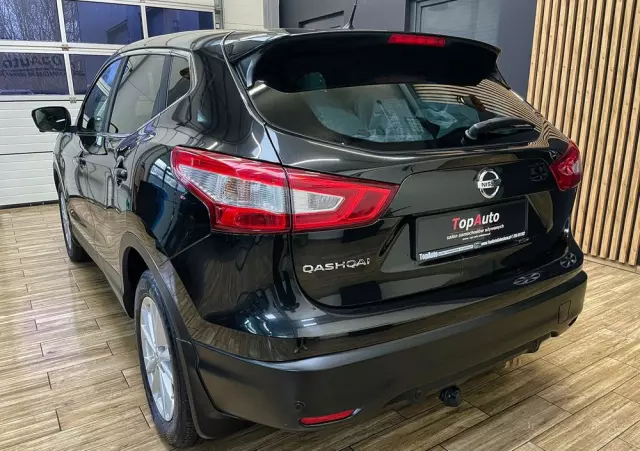 NISSAN Qashqai 1.6 DIG-T N-Connecta