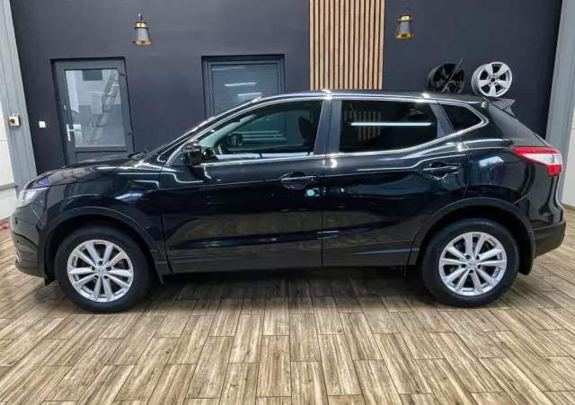 NISSAN Qashqai 1.6 DIG-T N-Connecta