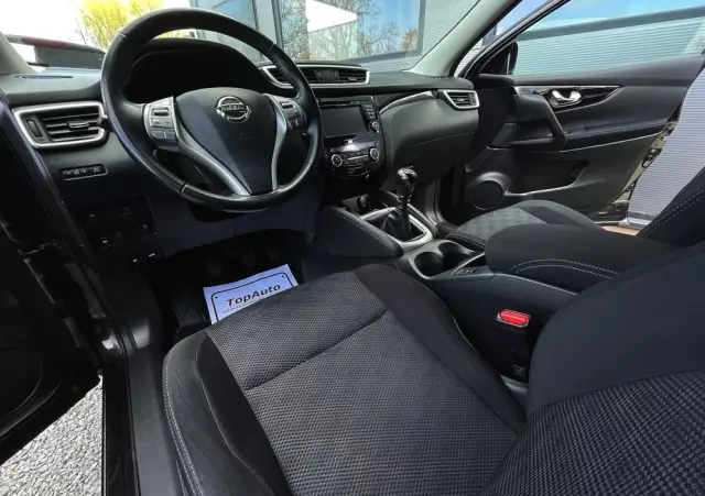 NISSAN Qashqai 1.6 DIG-T N-Connecta