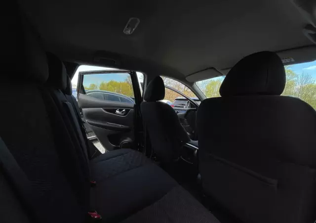 NISSAN Qashqai 1.6 DIG-T N-Connecta