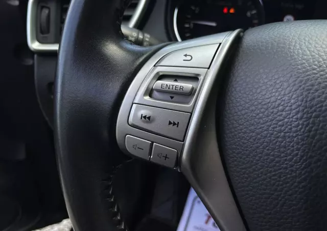 NISSAN Qashqai 1.6 DIG-T N-Connecta