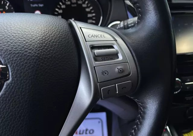 NISSAN Qashqai 1.6 DIG-T N-Connecta