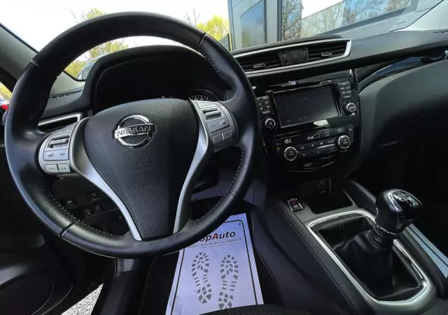 NISSAN Qashqai 1.6 DIG-T N-Connecta