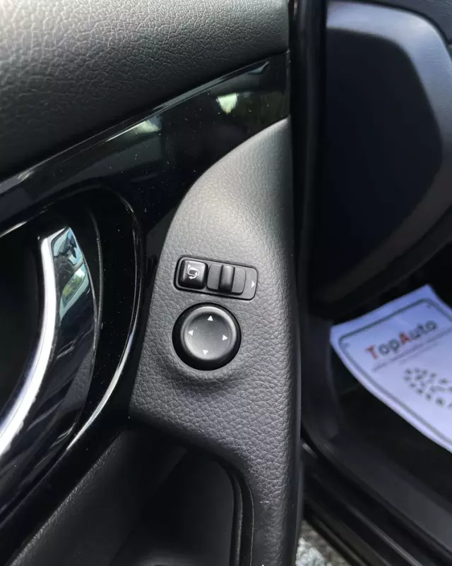 NISSAN Qashqai 1.6 DIG-T N-Connecta