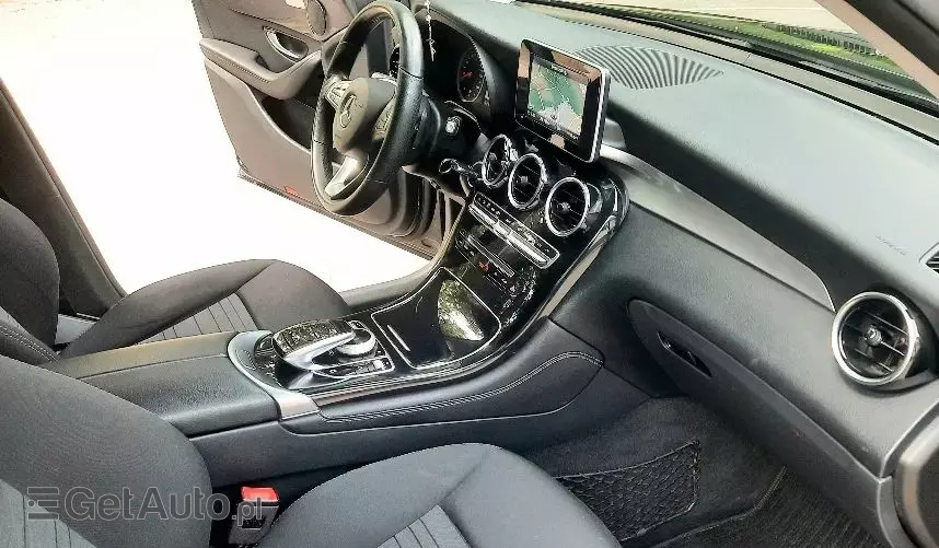 MERCEDES-BENZ GLC 250 4-Matic
