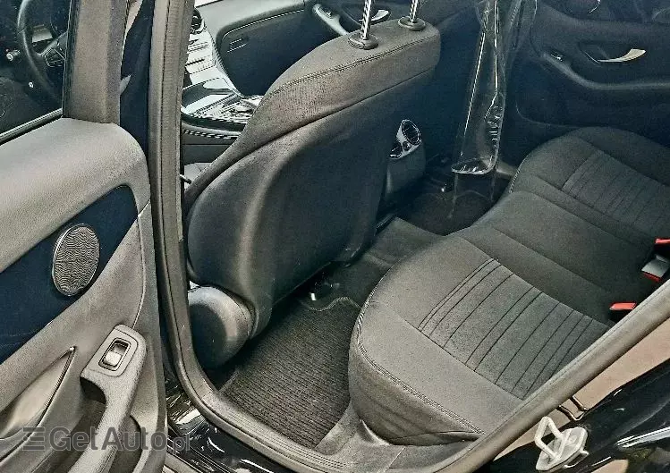 MERCEDES-BENZ GLC 250 4-Matic