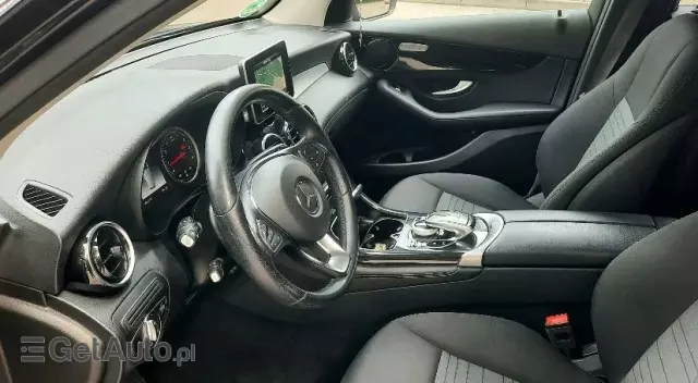 MERCEDES-BENZ GLC 250 4-Matic